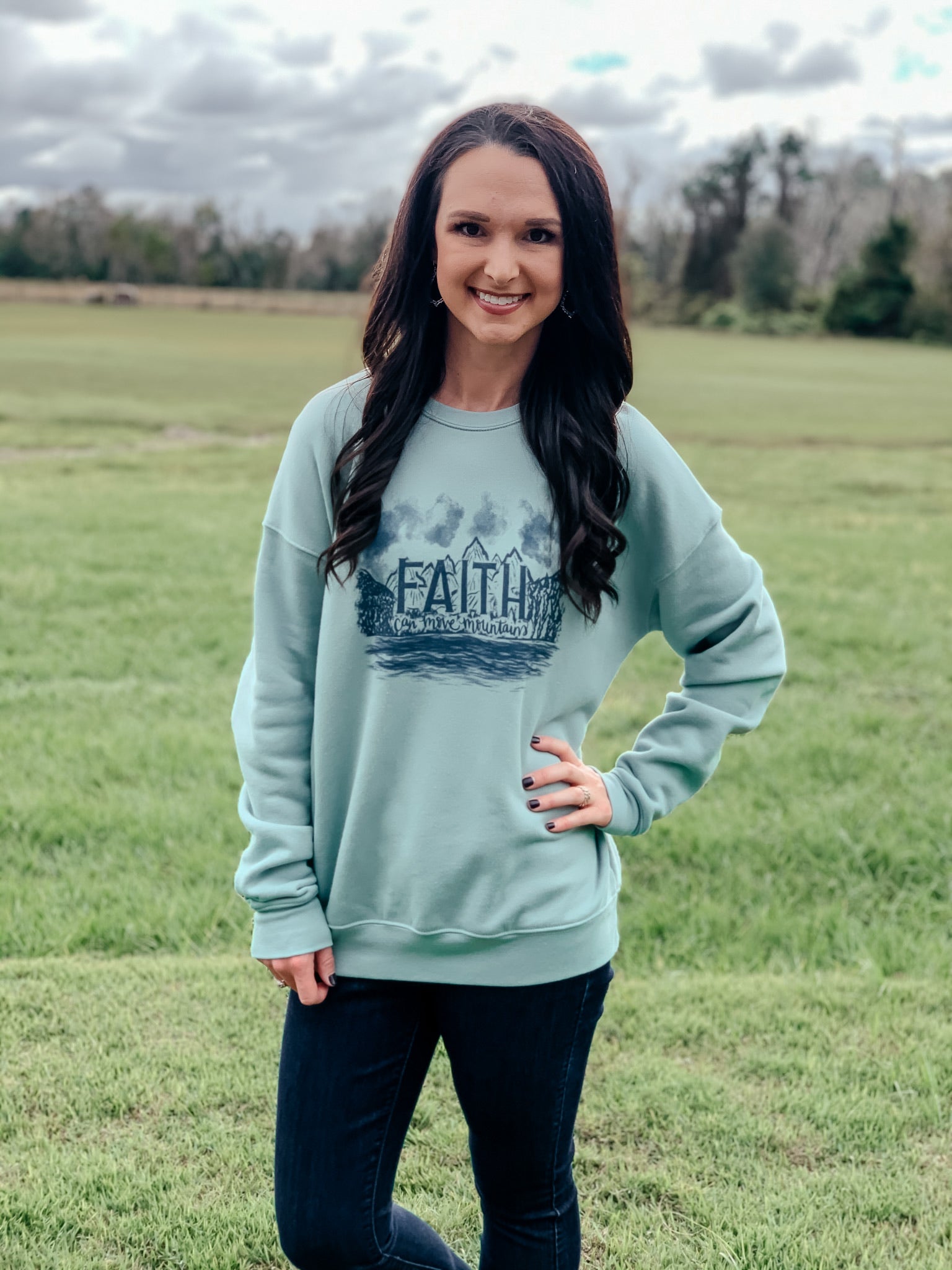 Faith Can Move Moutains - Sweatshirt