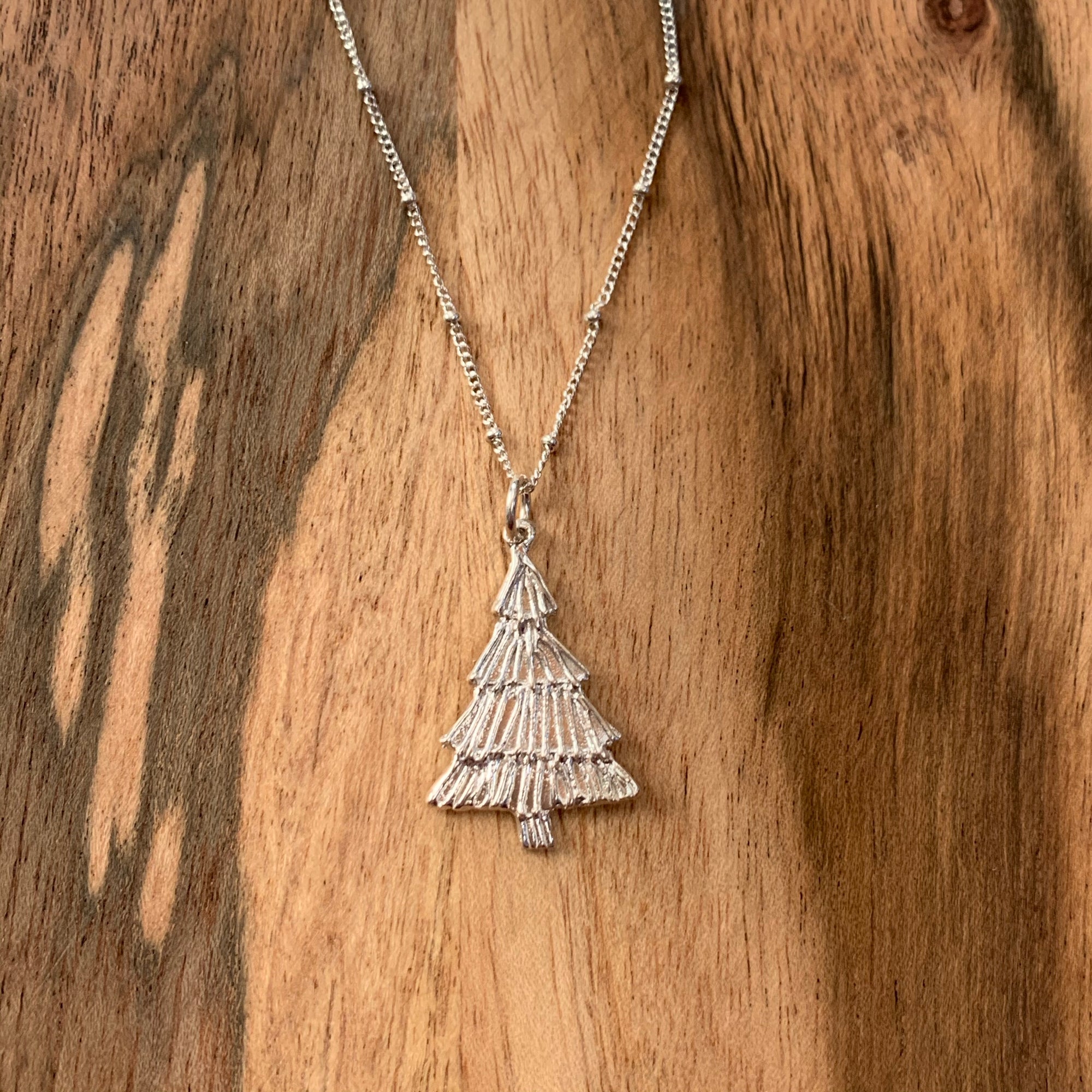 Old-Fashioned Christmas Tree Necklace